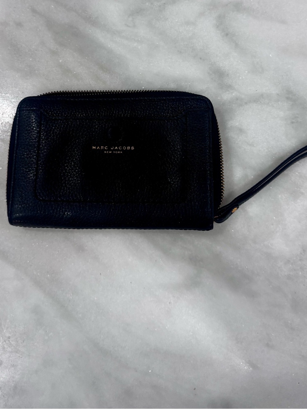 Marc Jacobs Black Pebbled Leather Zip Around Wristlet Wallet Gold Hardware